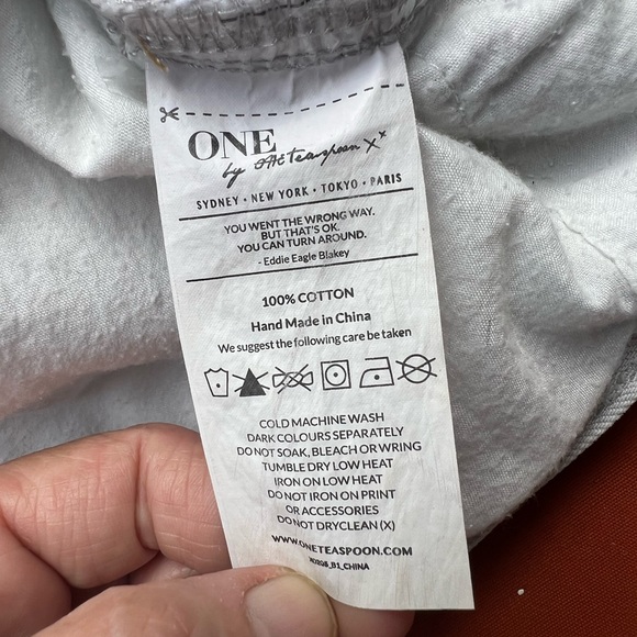 ONE TEASPOON Hawks Shorts Relaxed Fit Distressed Ice Grey - Picture 16 of 16